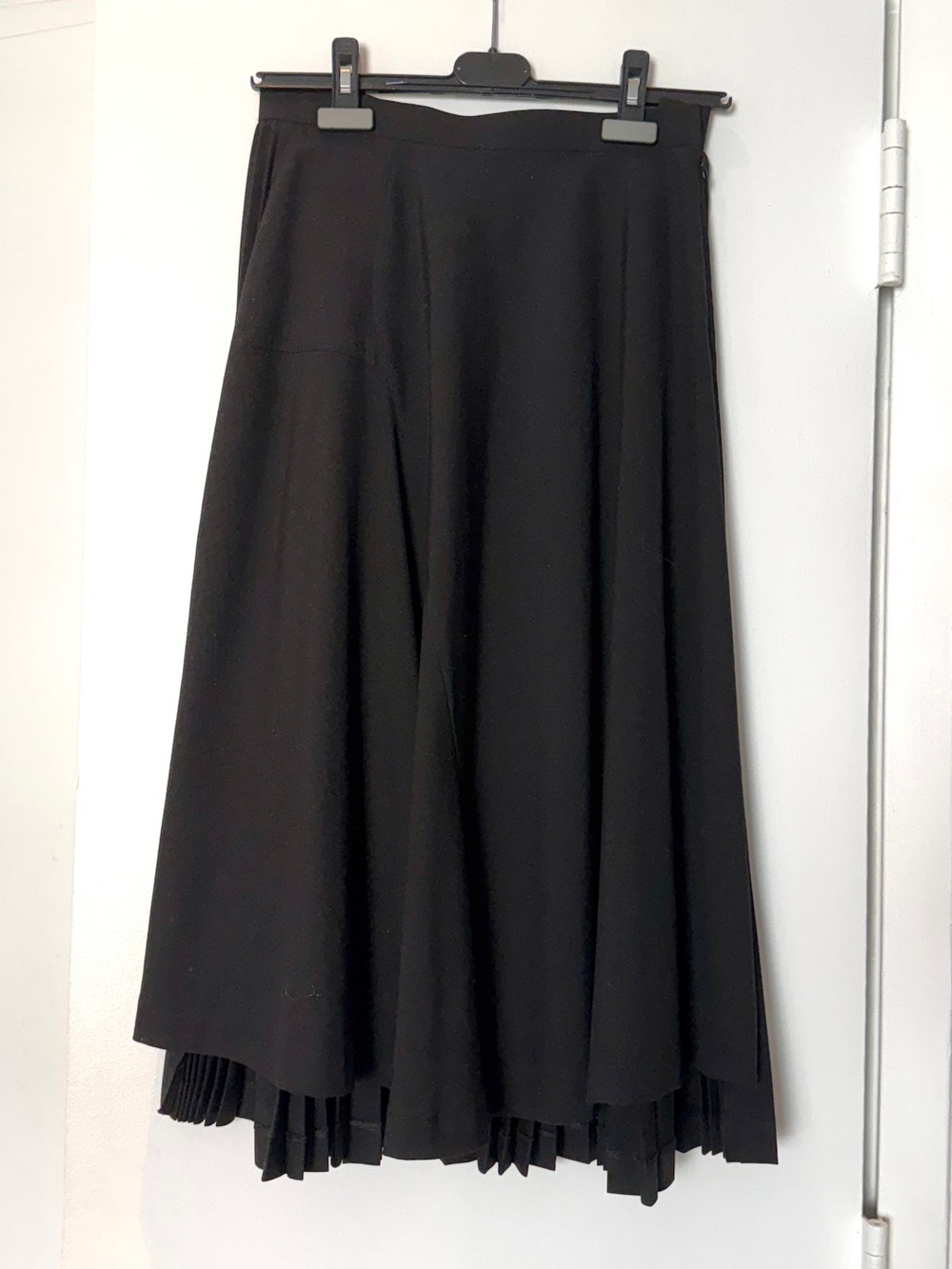 Comme des Garcons Black Pleated Skirt
